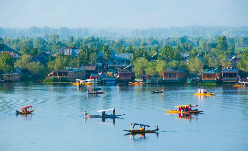 Summer Trip Places in India: Plan Your Dream Kashmir Trip